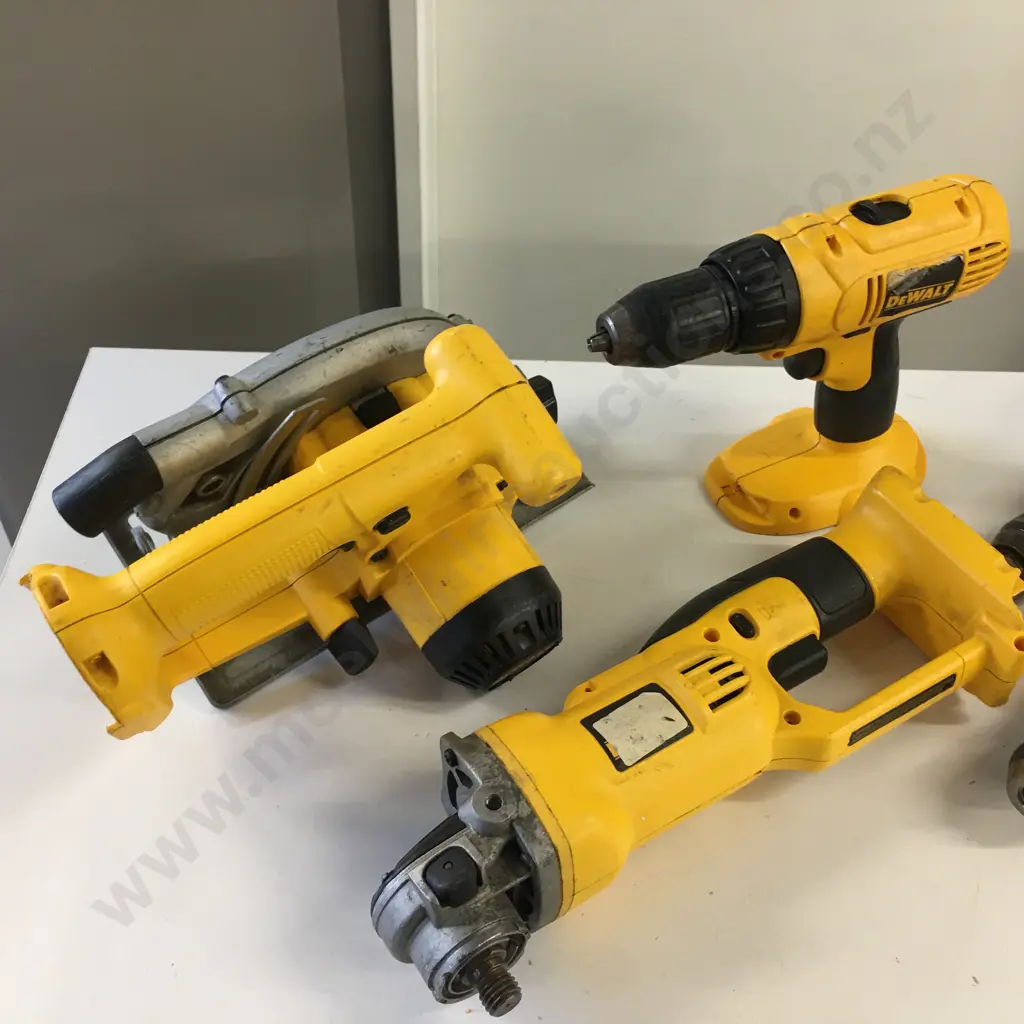 Selection Of Dewalt Power Tool Skins Image 1++