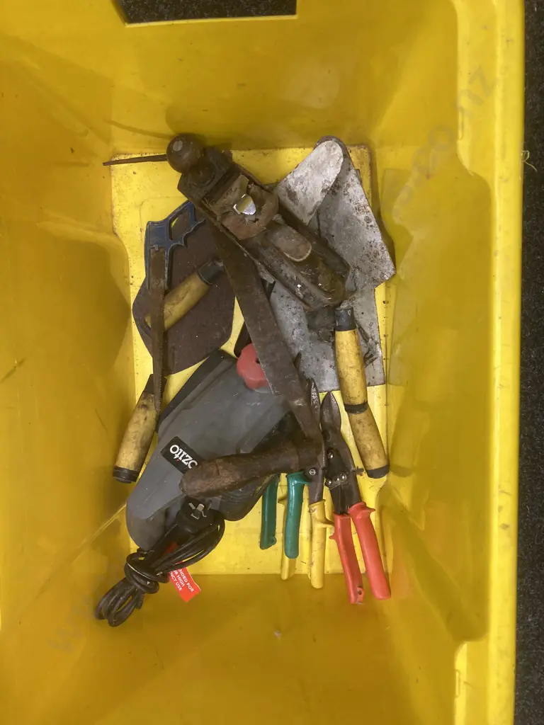 Yellow Bin, Concrete Trowels, Stanley 4 Wood Plane, Vintage Tools, Tin Snips Etc Image 1++