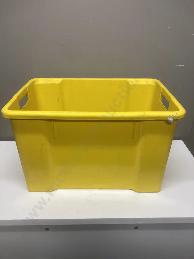 Yellow Bin, Concrete Trowels, Stanley 4 Wood Plane, Vintage Tools, Tin Snips Etc Image 1++