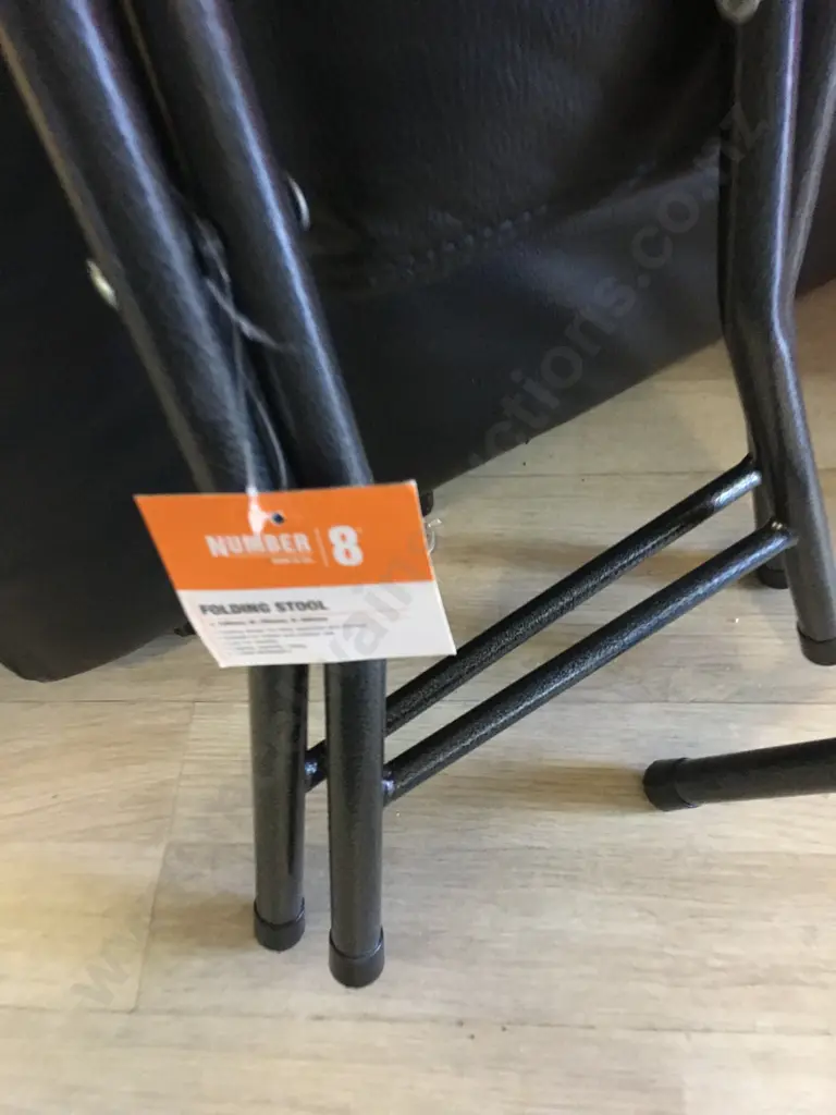 Number Eight Folding Stools x2 & Anko Desk Top Fan Image 1++