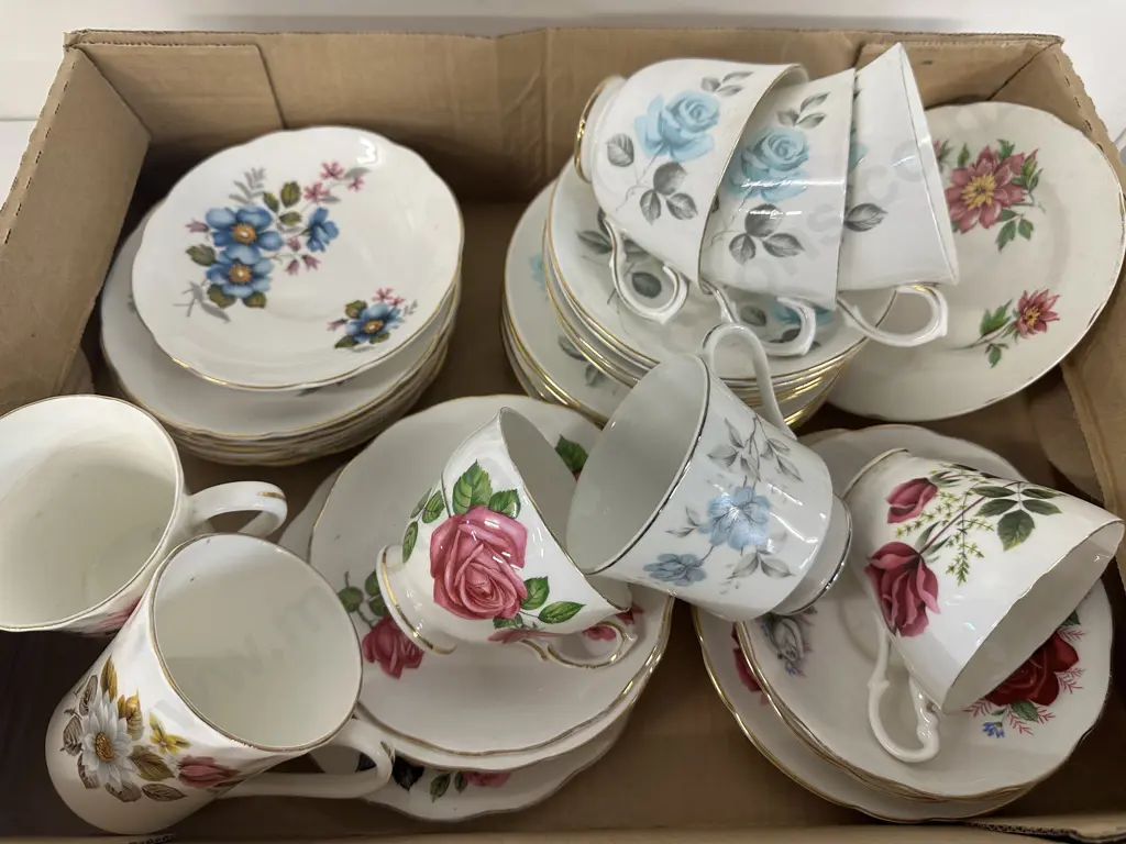 Assorted Tea Ware Image 1++