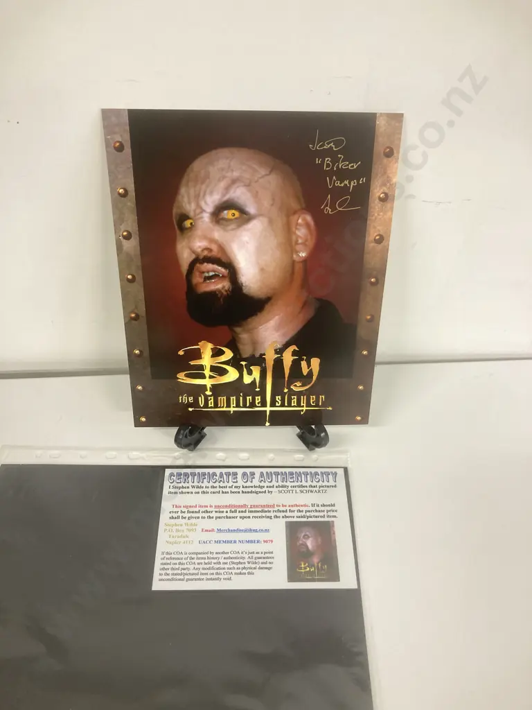 Scott L Schwartz  Autographed Photo From Buffy The Vampire Slayer with COA, 10x8" Image 1++