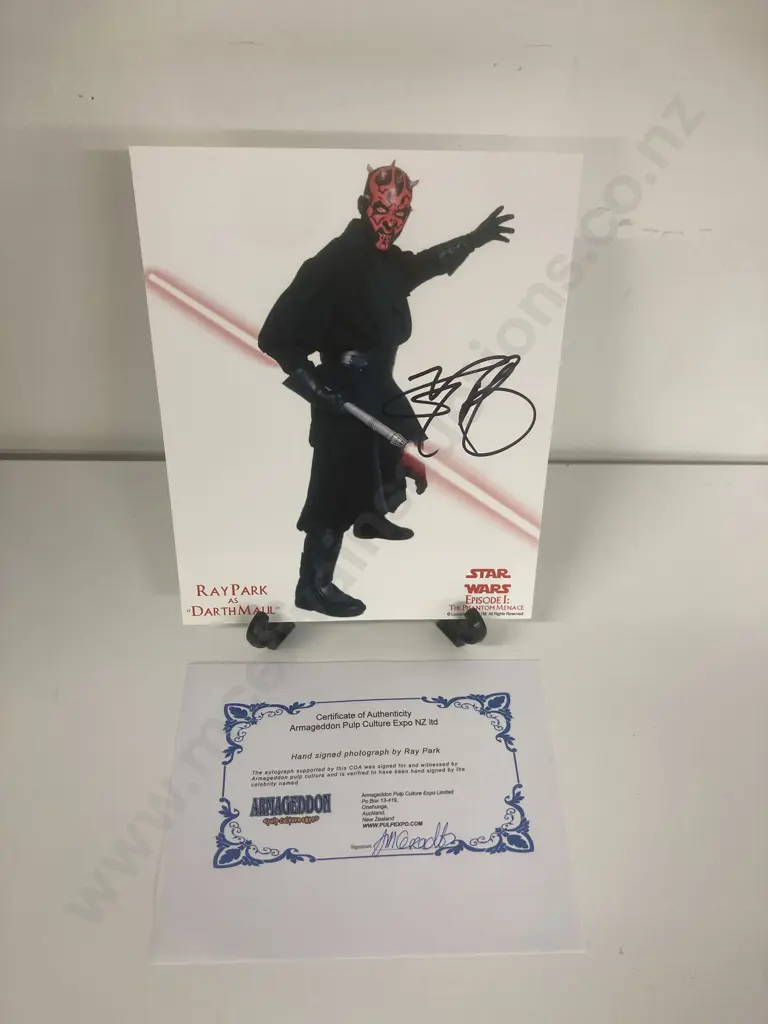 Star Wars Actor Ray Park - Darth Maul Autographed Photo from Episode 1 The Phantom Menace with COA, 25 x 20cm Image 1++
