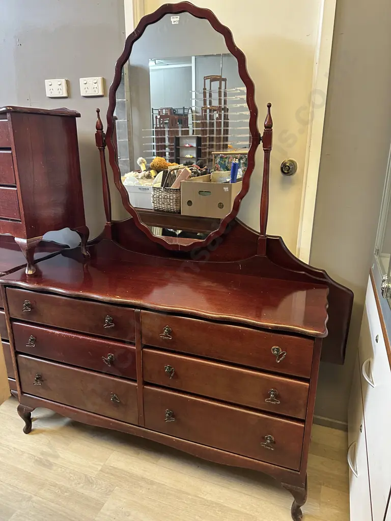 Queen Anne Mahogany 4 Piece Bedroom Suite Image 1++