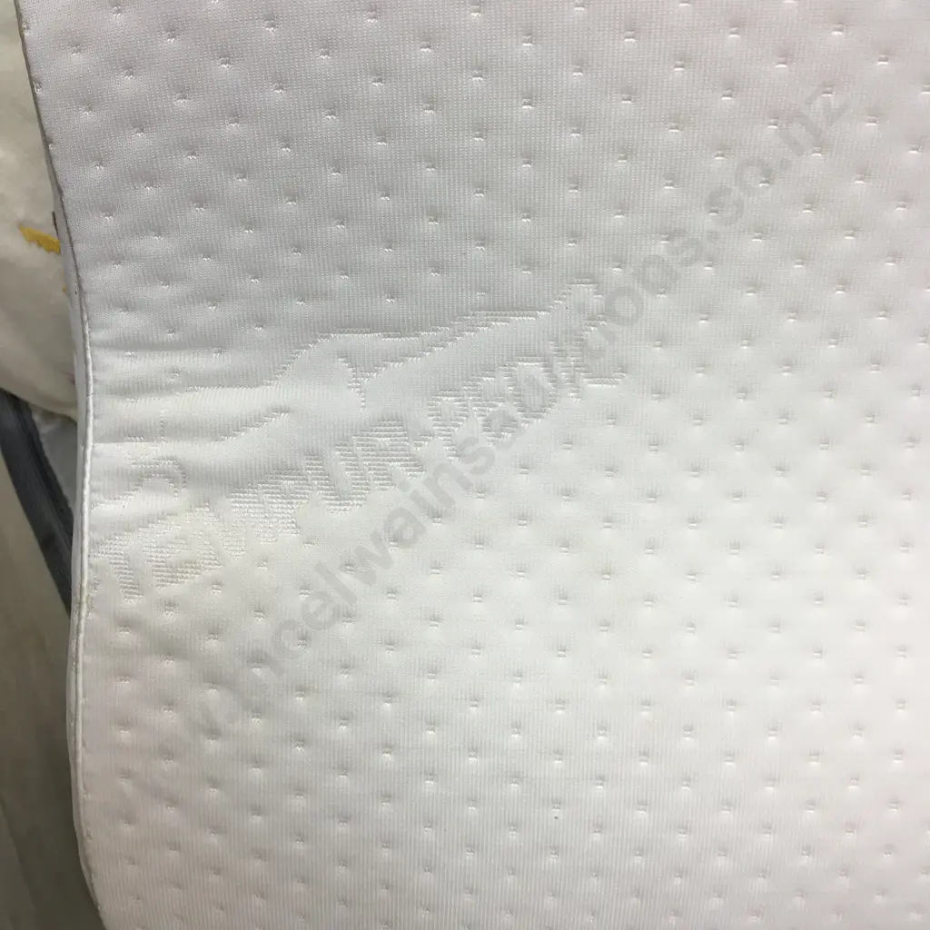 Single Patch Work Coverlet, Linen, Cushions Etc Including Tempur-pedic Image 1++