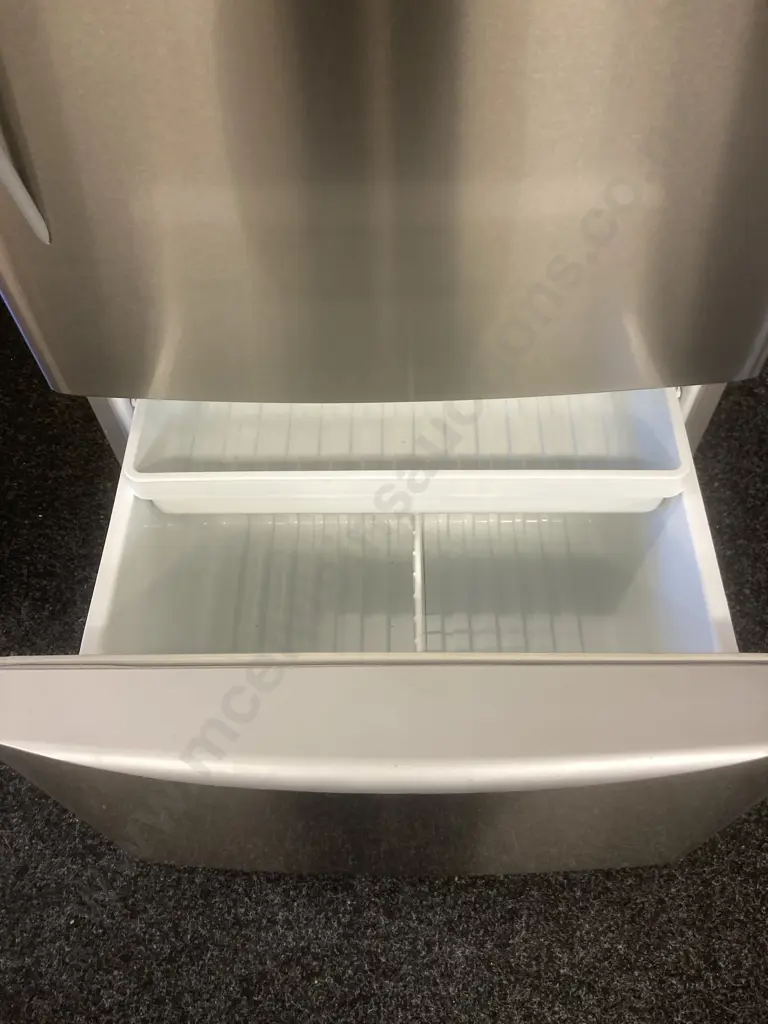 Fisher & Paykel E415H 3 Door Stainless Steel Fridge Freezer With Crisper Drawer, 411 Litre, #ALF272948 Image 1++