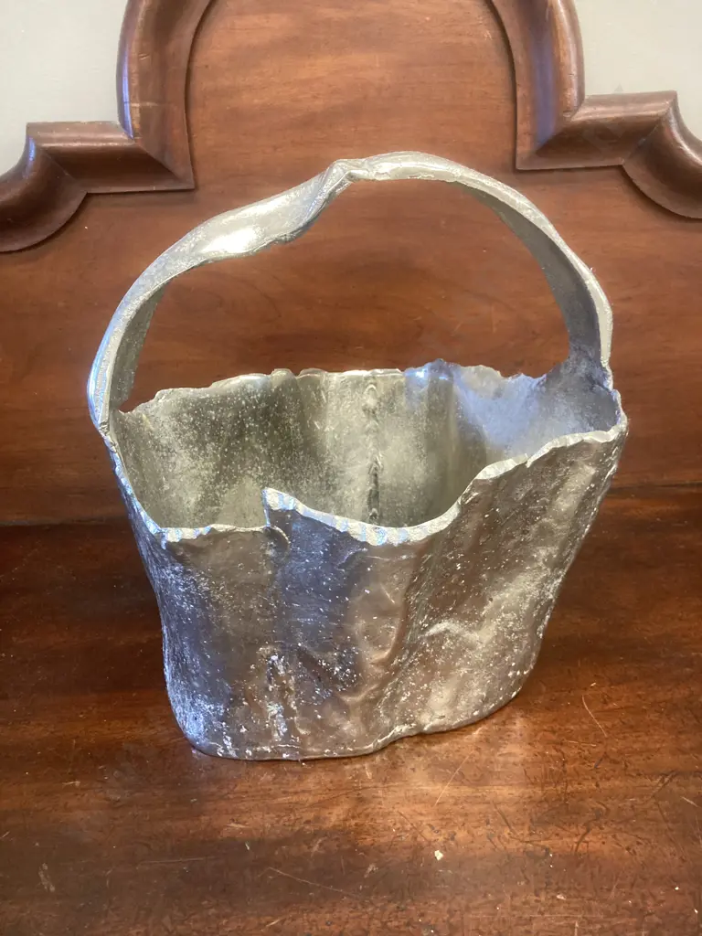 Large Rustic Aluminium Bucket / Feature? H35 W29 D30cm Image 1++