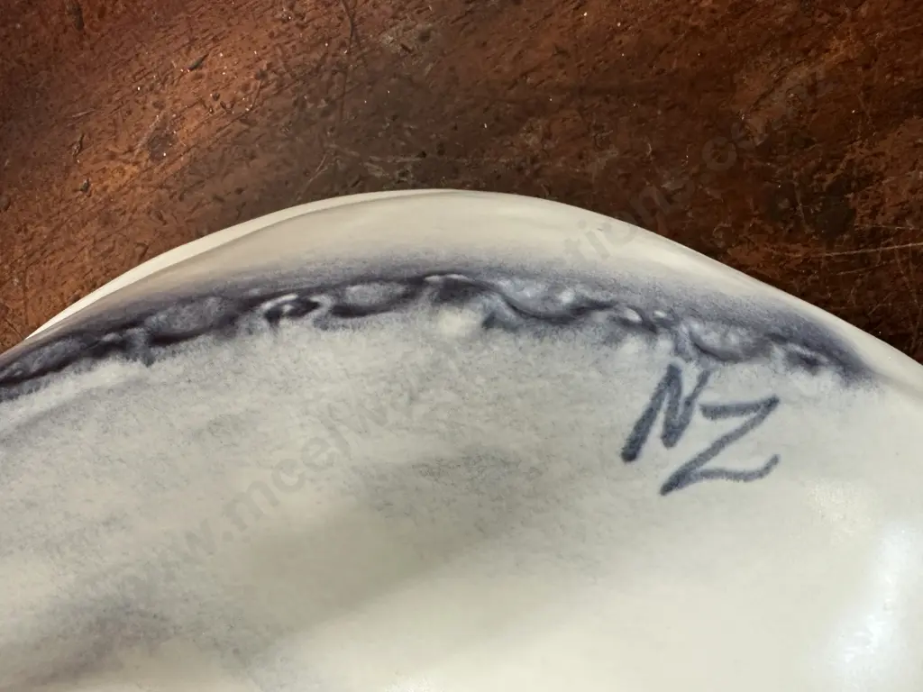 NZ Studio Pottery Glazed Mussel Shell Bowl L38cm. Image 1++