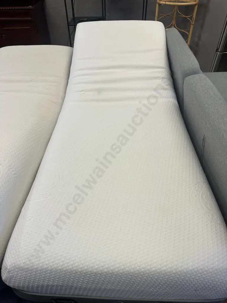 Adjusta Bed Dual Queen (75 x 203 x 2) Split Base, Wireless Remotes, Massage Therapy, Anti-Snore, Zero Gravity Image 1++