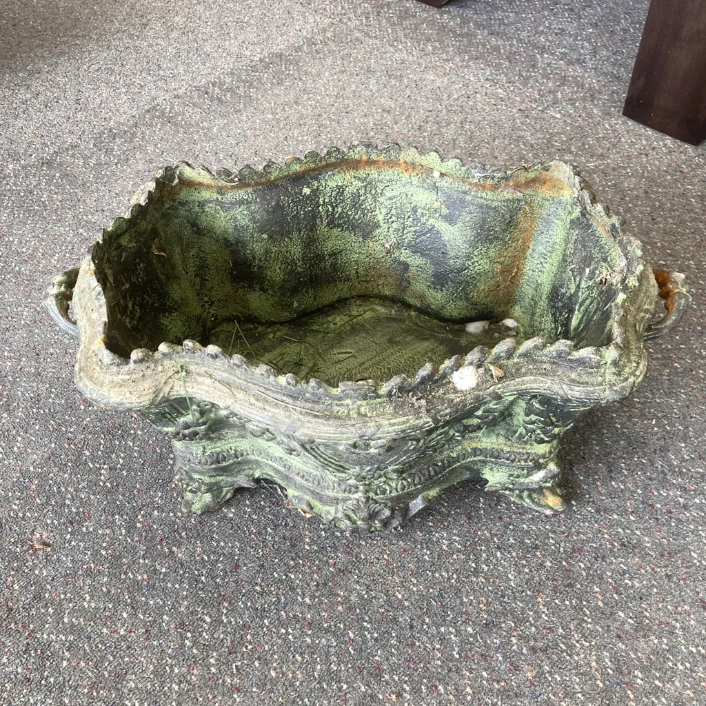 Cast Iron Ornate Footed Trough Planter, Dark Green, 26 x 56.5 x 35cm Image 1++