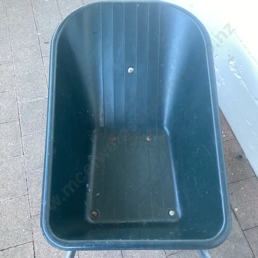 New Zealand Wheelbarrows Parker Wheelbarrow Image 1++