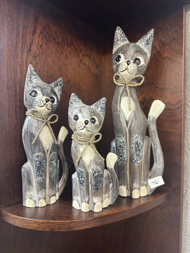 Trio of Ornamental Carved Wooden Cats. Graduating Sizes Image 1++