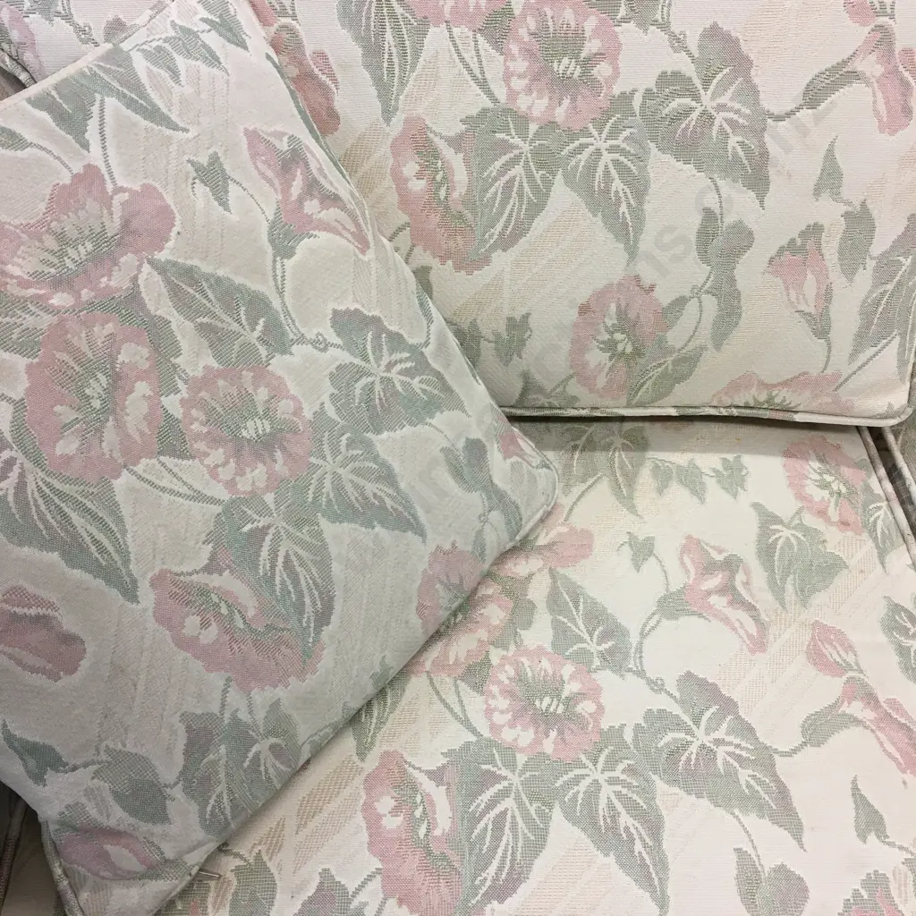 Moran Lounge Suite 3+2+1 Cream Floral Tones  Image 1++