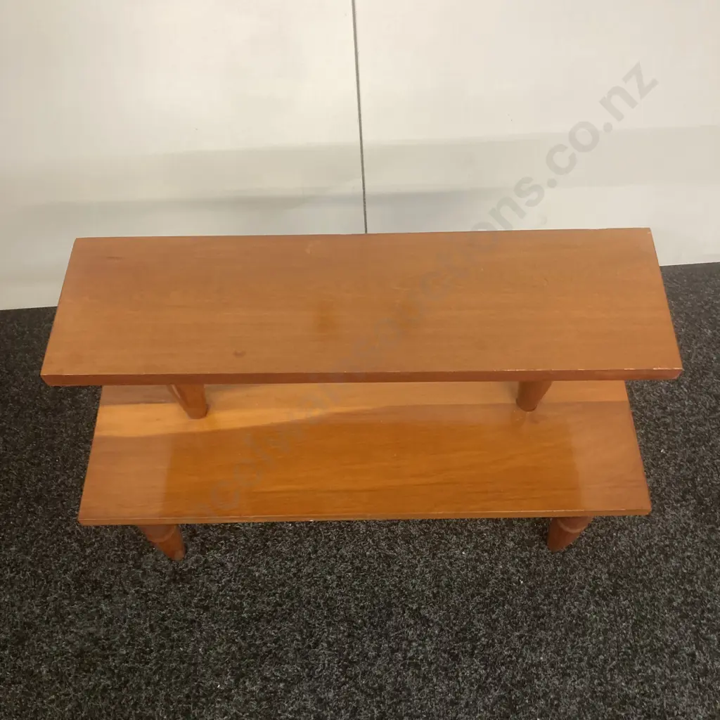 Small Mid Century Wooden Display Shelf. H48 W67 D28.5cm Image 1++