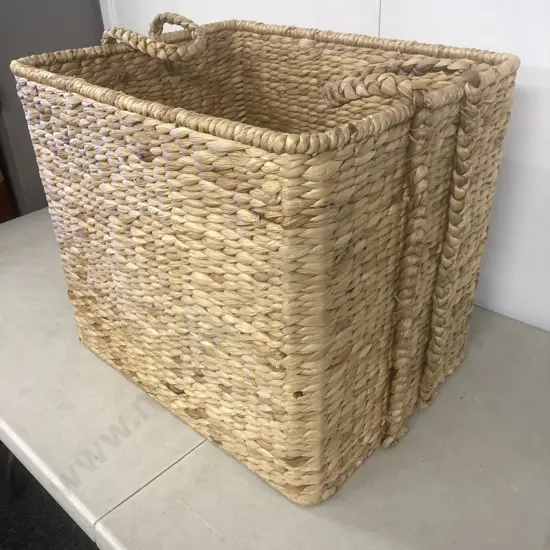 Large Solace Rice Nut Weave Basket - Water Hyacinth & Iron. H49 W58 D44cm