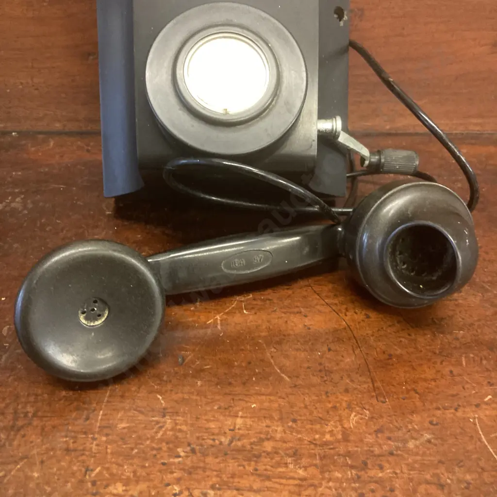 1970s Wall Mounted Bakelite Telephone Ericsson Telephones Ltd (England), N2204A17, NZPO No F340 Image 1++