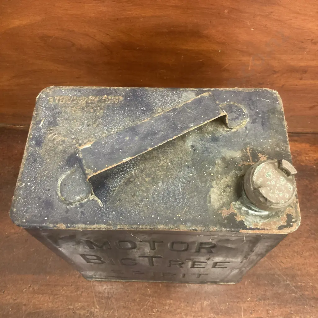 Big Tree Motor Spirit Tin, 2 Imperial Gallon. Large Pressed Tin With Brass Cap & Spout, Body is 28cm High. 1900s Image 1++