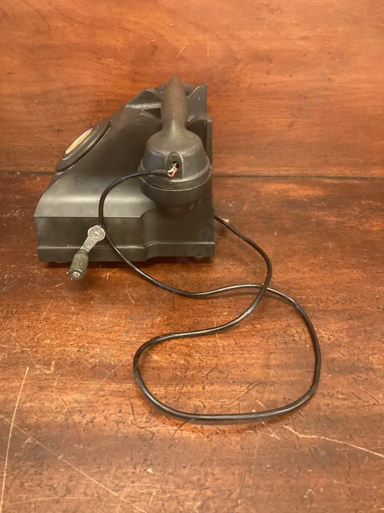Black Bakelite Telephone (Party Line Phone), N2123A1, F195, Circa 1970s Image 1++