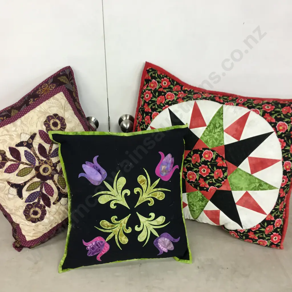 Patchwork Cushions Including Star Themed Etc (Unable to Sell, Donated) Image 1++