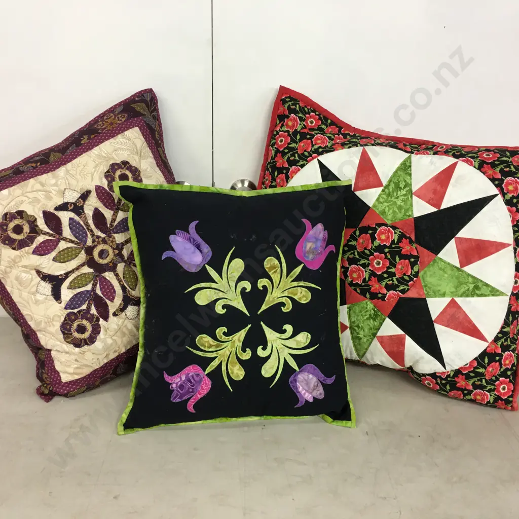 Patchwork Cushions Including Star Themed Etc (Unable to Sell, Donated) Image 1++
