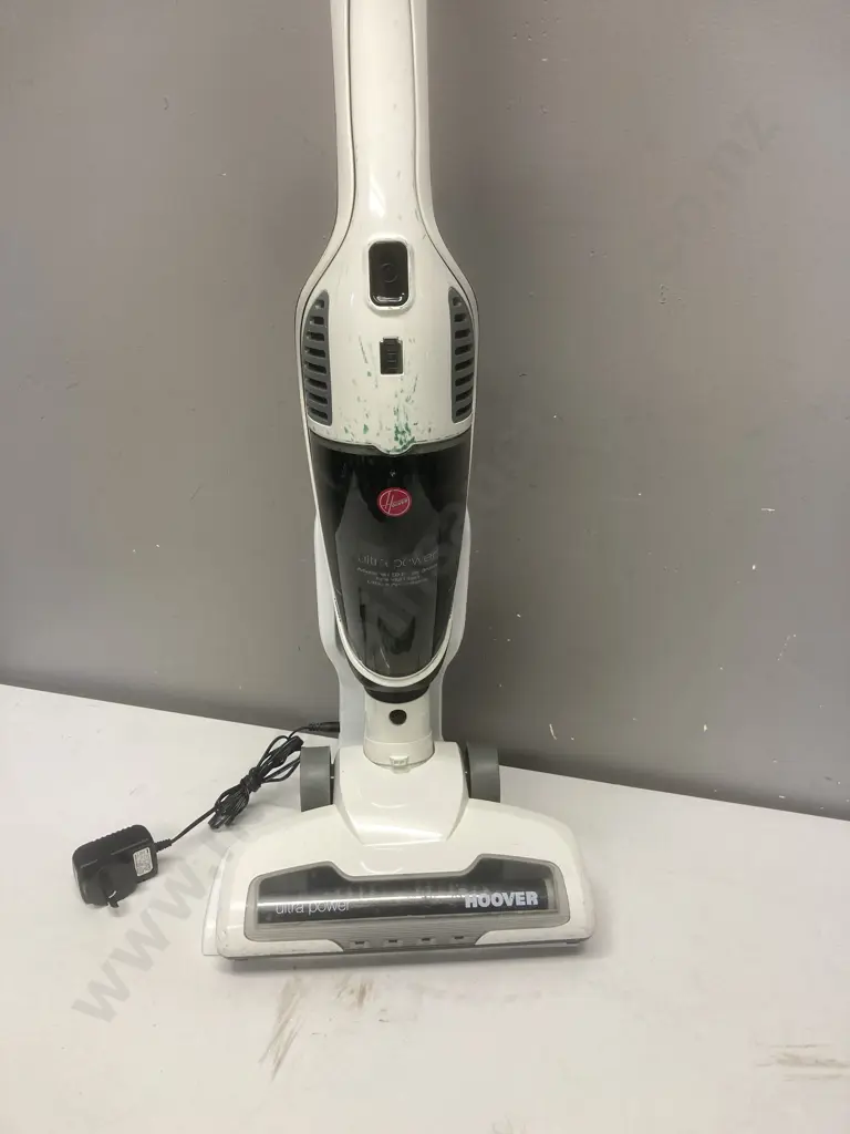 Hoover Ultra Power 21.6V 2-in-1 StickVac, Model 5222 Image 1++