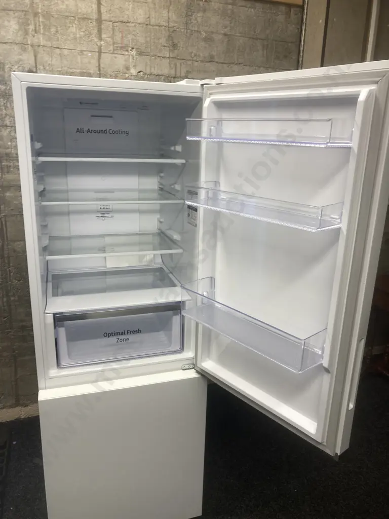 Samsung 310L Bottom Mount Fridge Freezer SRL336NW - White Image 1++