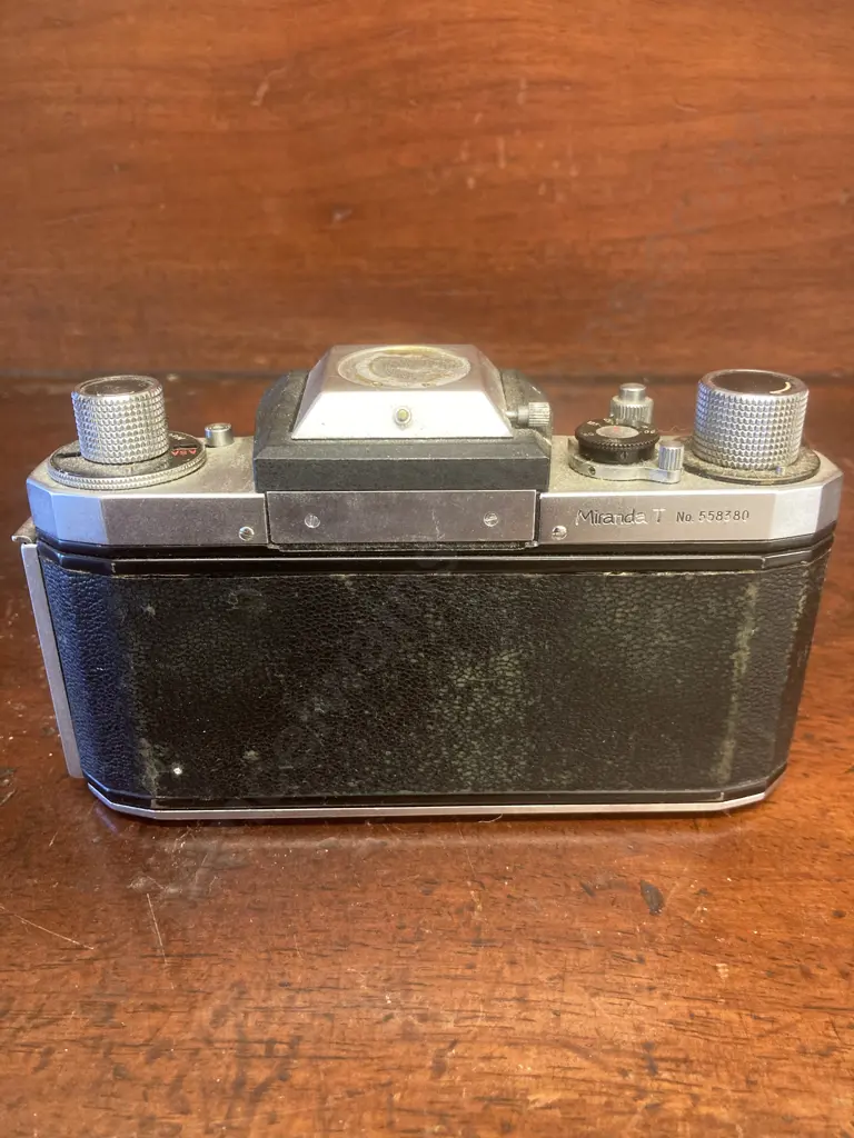 Vintage Miranda Camera Co. Miranda T No. 558380 & Miranda 50mm f/1.9 Lens Image 1++