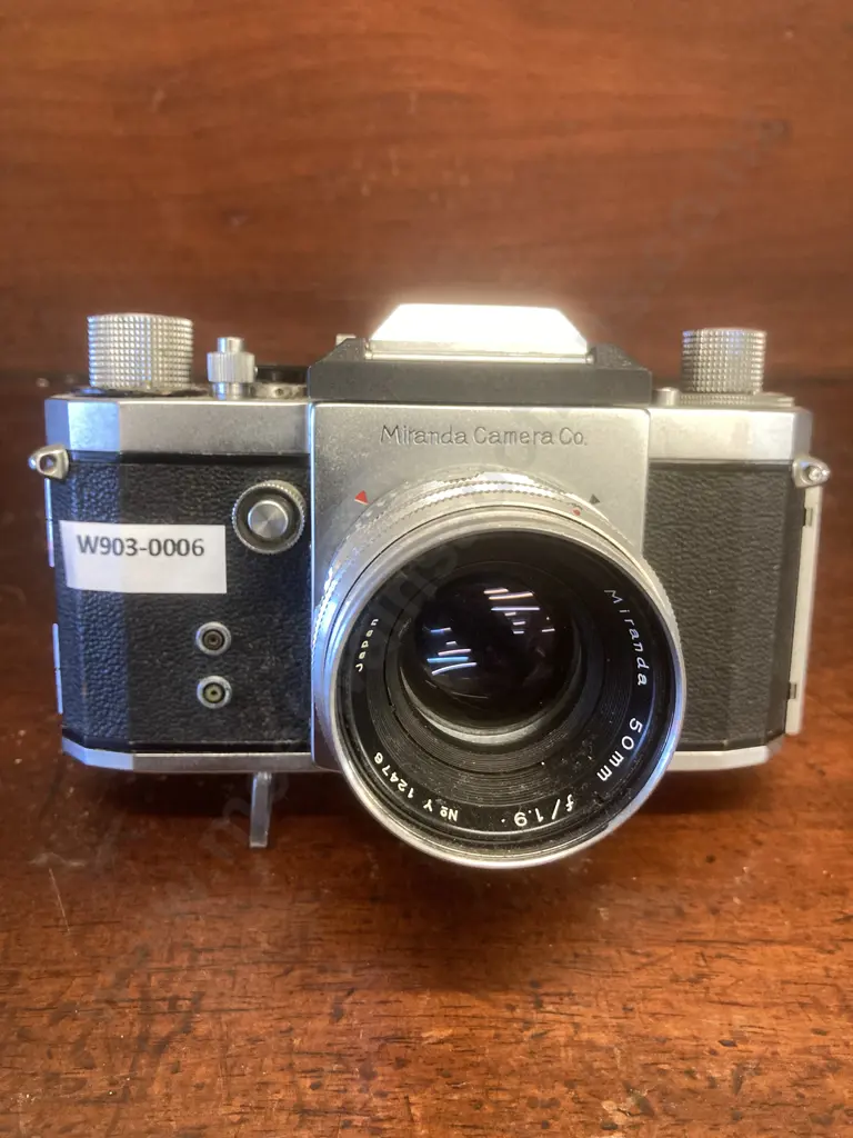 Vintage Miranda Camera Co. Miranda T No. 558380 & Miranda 50mm f/1.9 Lens Image 1++