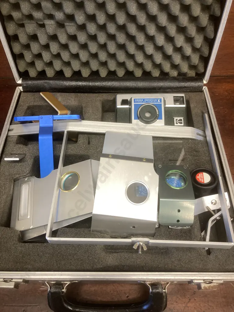 Kodak Instatech X Close-Up Camera Kit In Case Image 1++