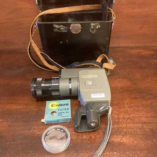 Canon 8-2 Reflex Zoom 8mm Cine Camera, 48mm Close-Up Lens, Boxed Filter & Original Leather Case