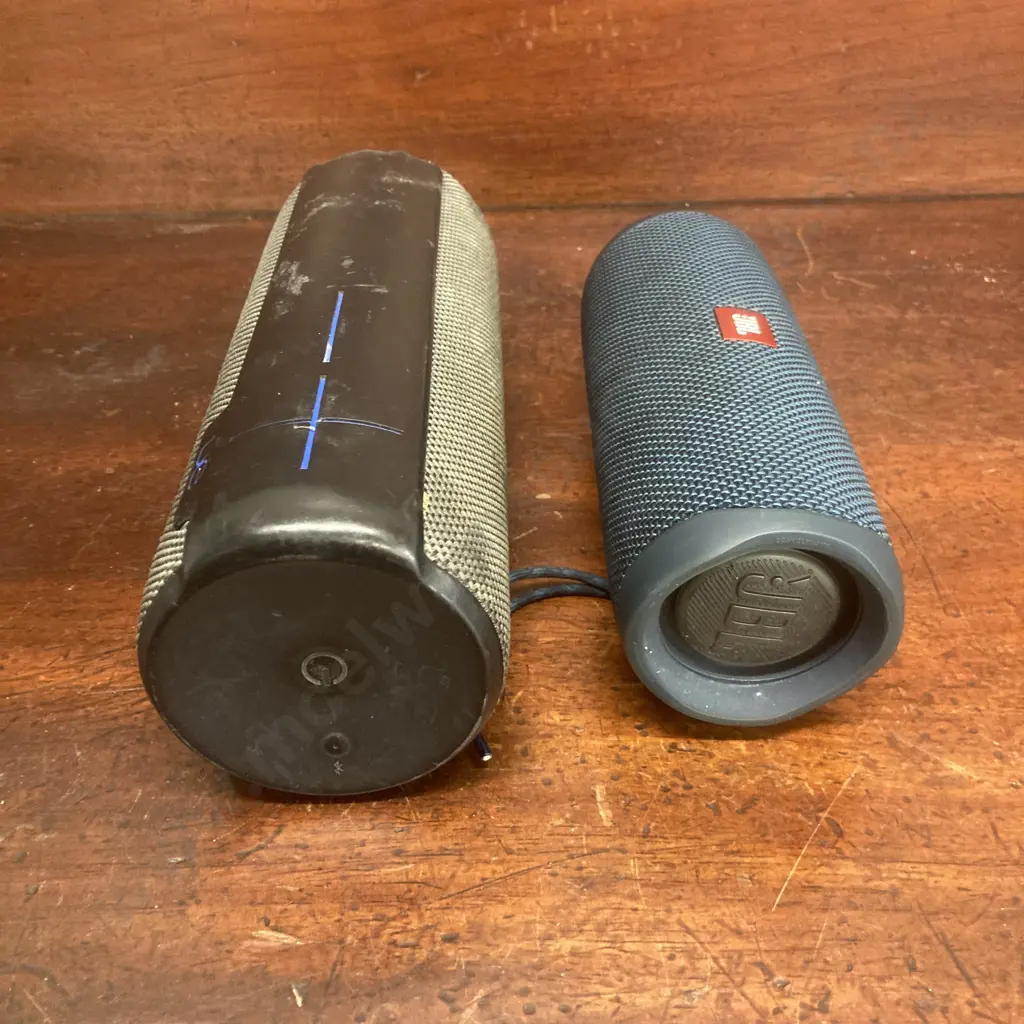 JBL Flip5 Portable Bluetooth Speaker & UE Boom (Missing its Base) Image 1++