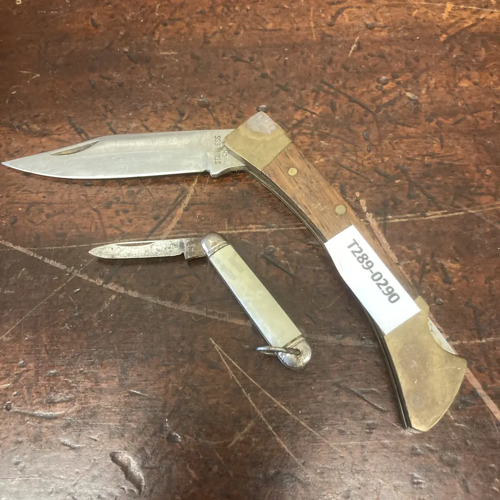 Vintage Richards Sheffield England Single Blade Pen Knife Circa 1950s And a Wood Handled Folding Knife (China) Image 1++