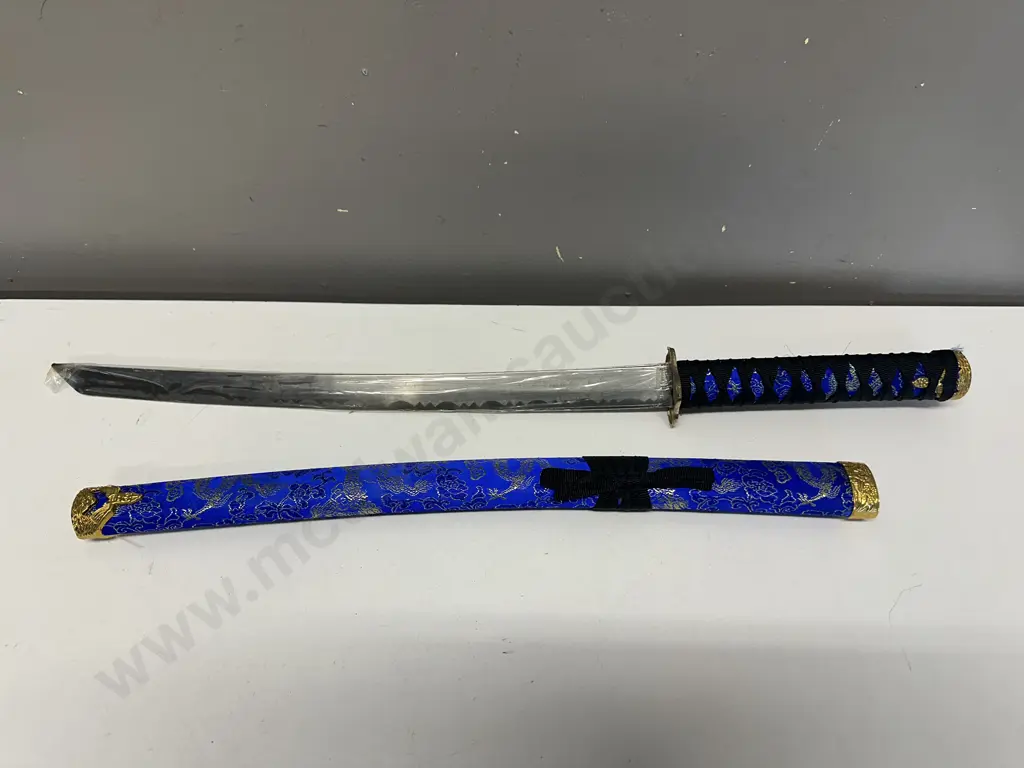  Decorative Sword L95cm Includes Handle Image 1++