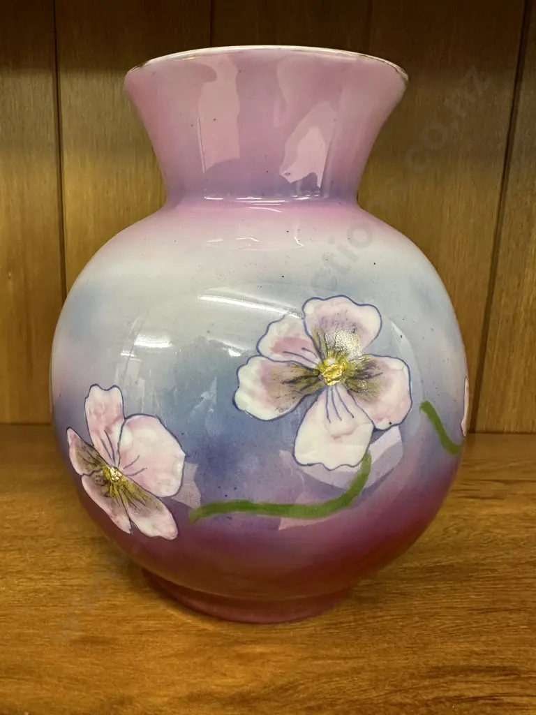 Hand Painted Vase By Dean Ballard Auckland 1992 (Unable to Sell, Donated) Image 1++