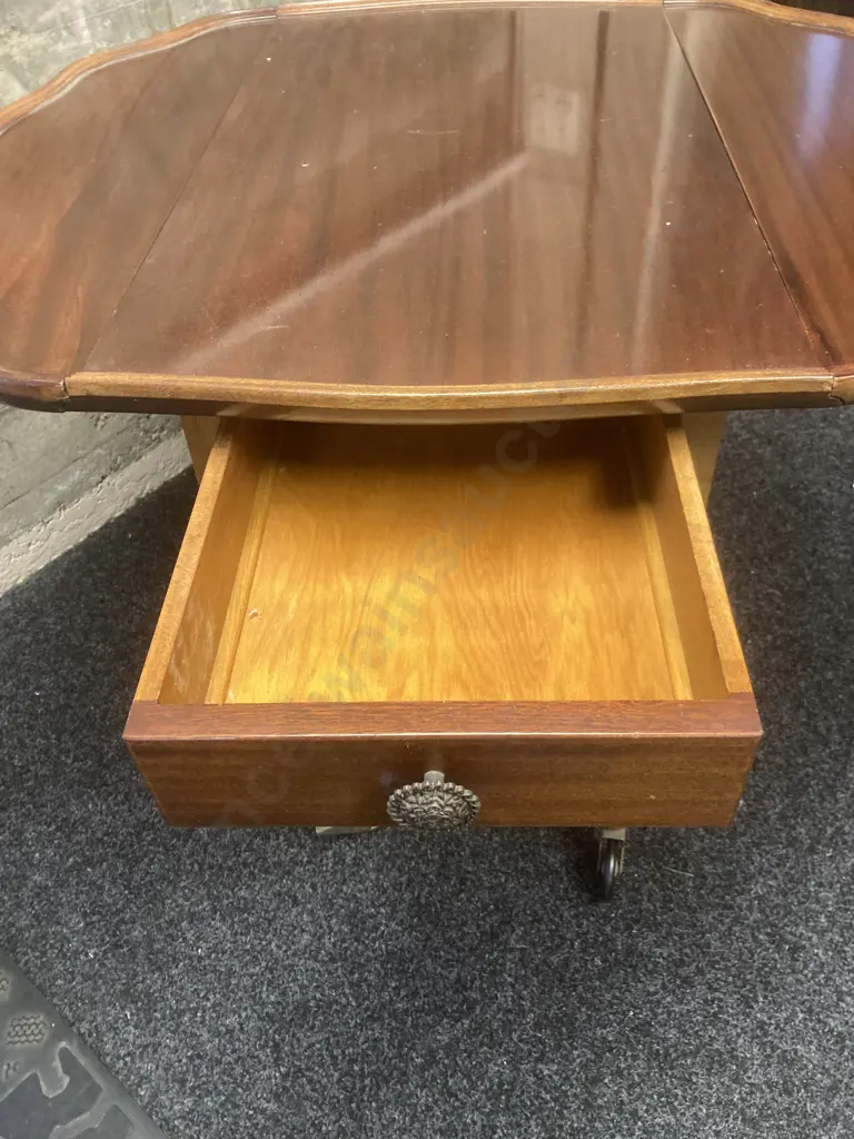 Mahogany Dropleaf Tea Trolley, Pie Crust Edge, Drawer & Pull Out Slide, Mobile Image 1++