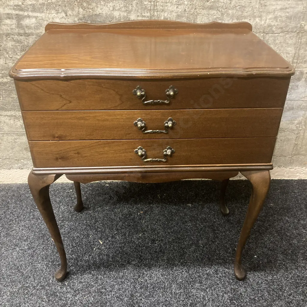 Queen Anne Style Cutlery Canteen Table With 3 Moulded Lined Drawers. H76 W65 D40cm Image 1++
