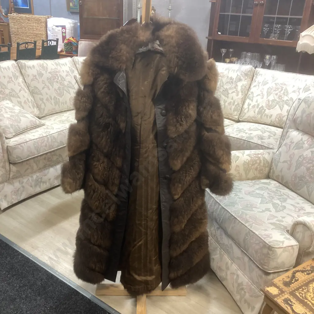 Possum Fur Coat (Vintage Condition) Image 1++