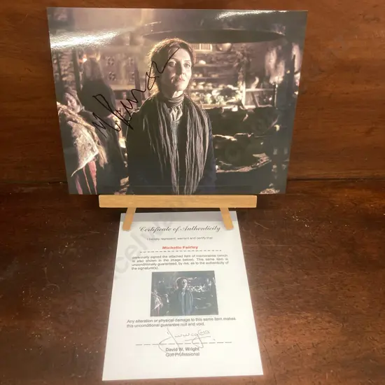 Michelle Fairley - Game Of Thrones Signed Photo With COA. 20x25cm