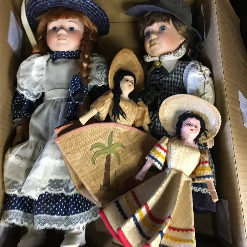 Assorted Vintage Dolls  Image 1++