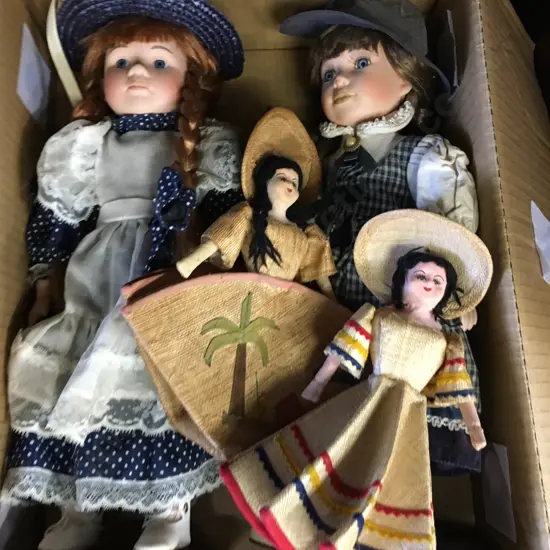 Assorted Vintage Dolls 