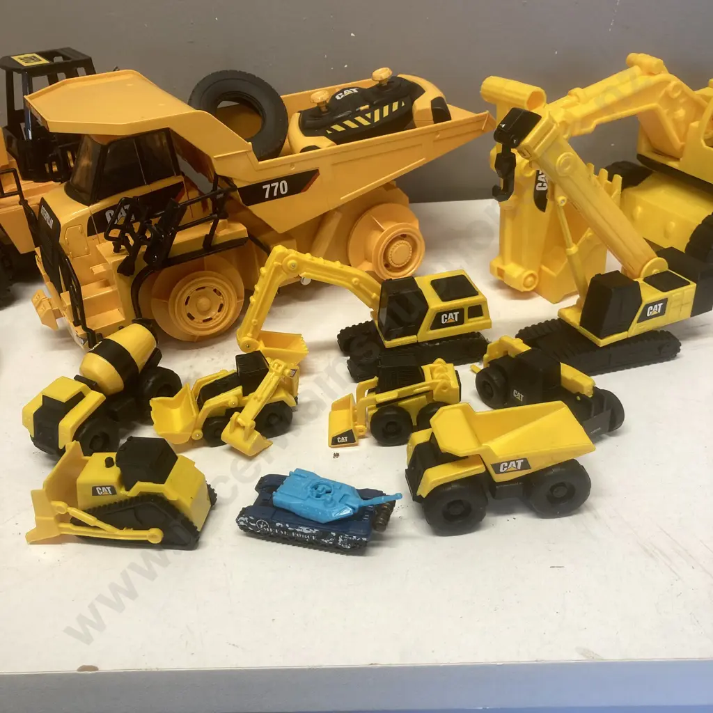 CAT Kids Toys, R/C Digger, Truck Missing Tyres & Small Toy Tank Image 1++