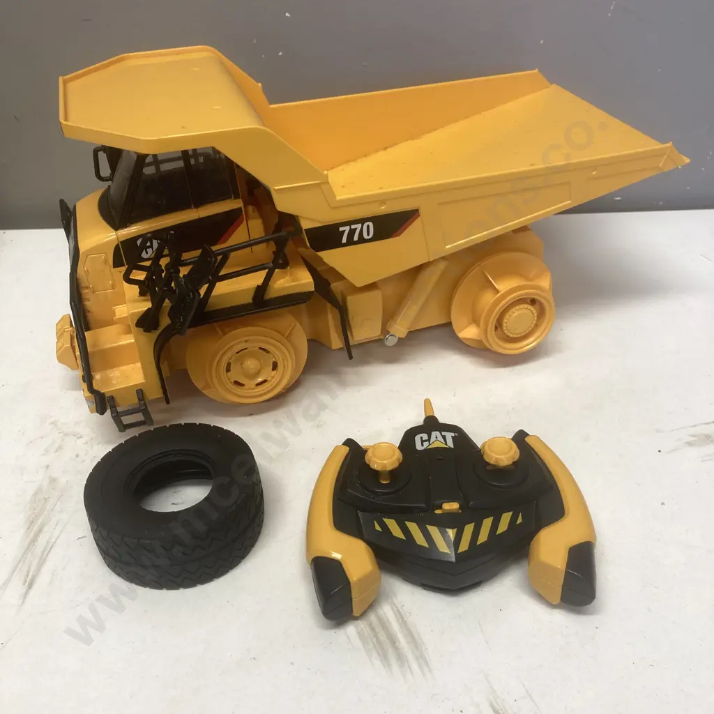 CAT Kids Toys, R/C Digger, Truck Missing Tyres & Small Toy Tank Image 1++