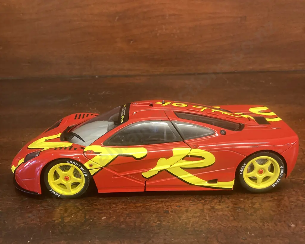 Solido 1/18 McLaren F1 GTR Short Tail Launch Livery Red 1996 (As Found Condition) Image 1++