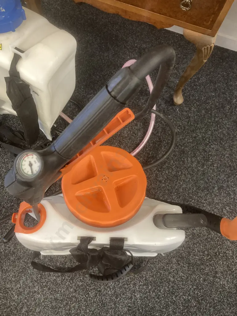Stihl SG 51 Backpack Sprayer, 12L Capacity, Dry Weight 4.5kg Image 1++