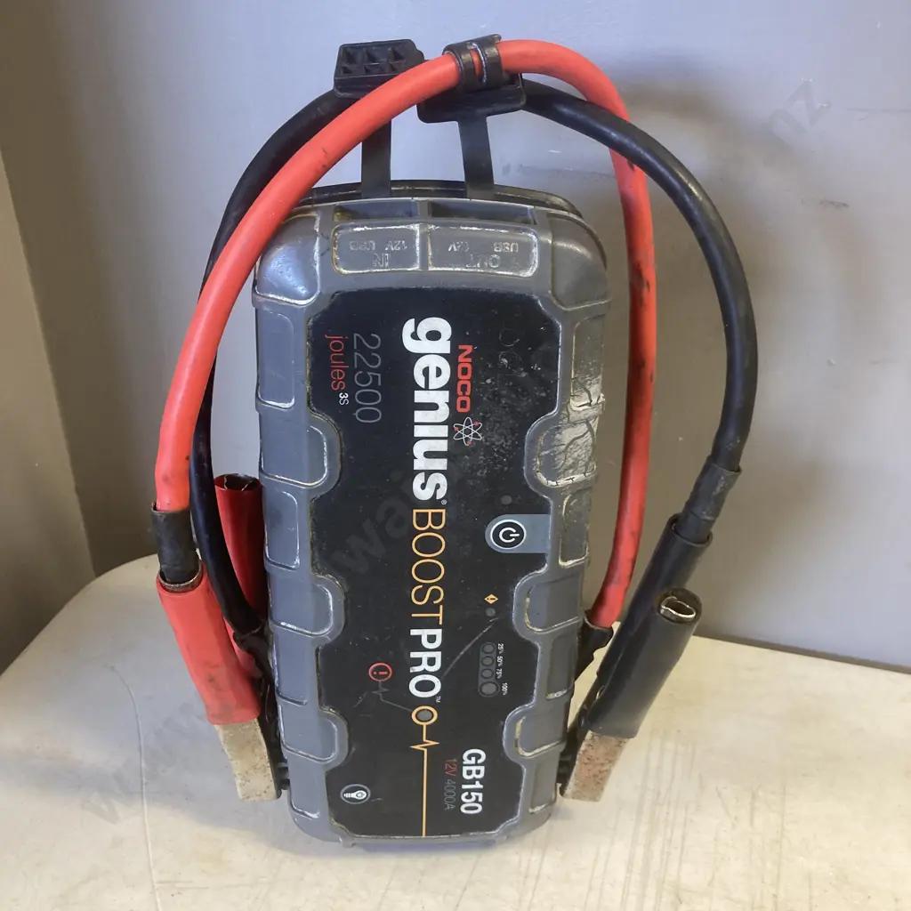 Noco Genius GB150 Boost PRO 4000A UltraSafe Lithium Jump Starter (No Lead) Image 1++