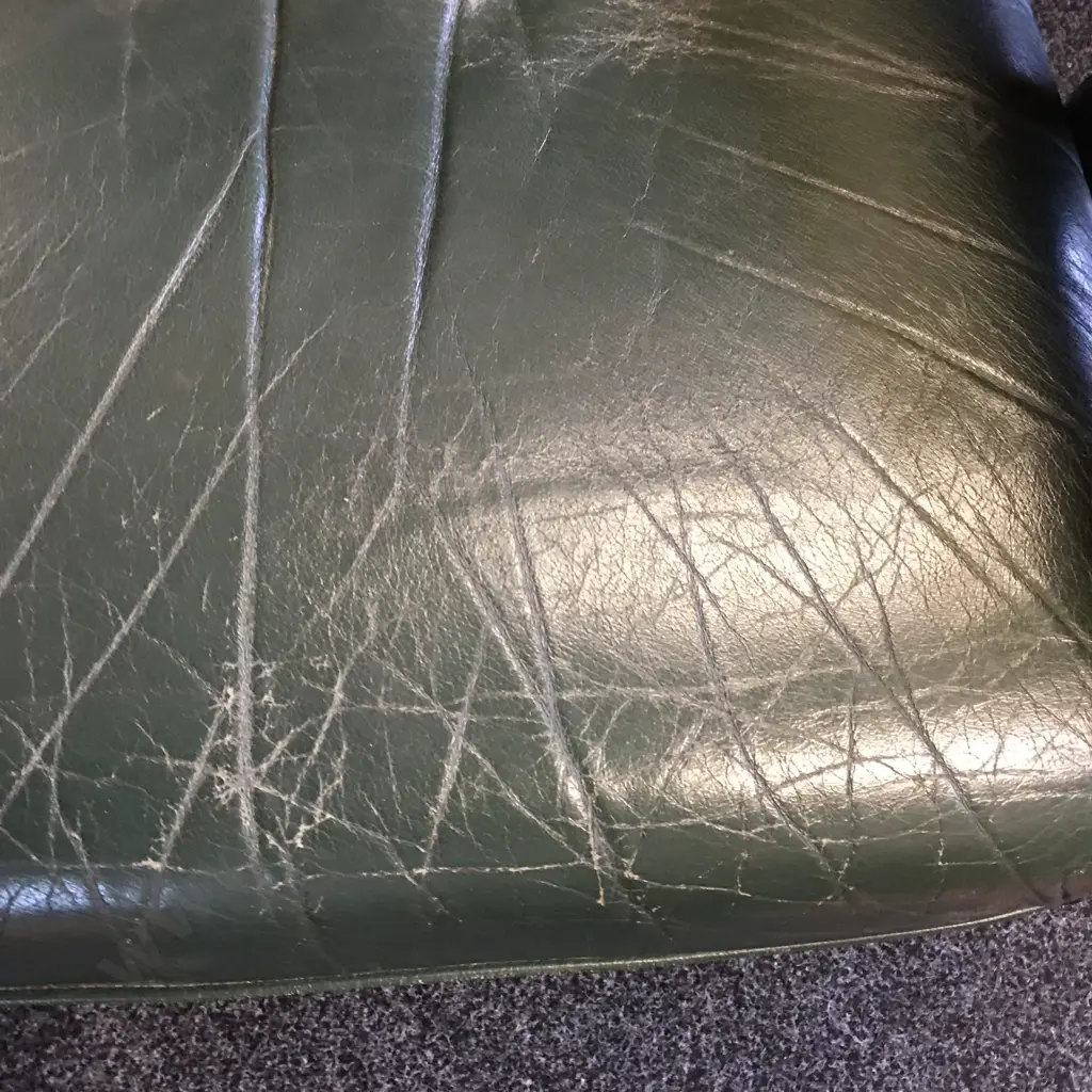 Vintage Dutch Brutalist Leather Lounge Chair, Oak With Green Leather Image 1++