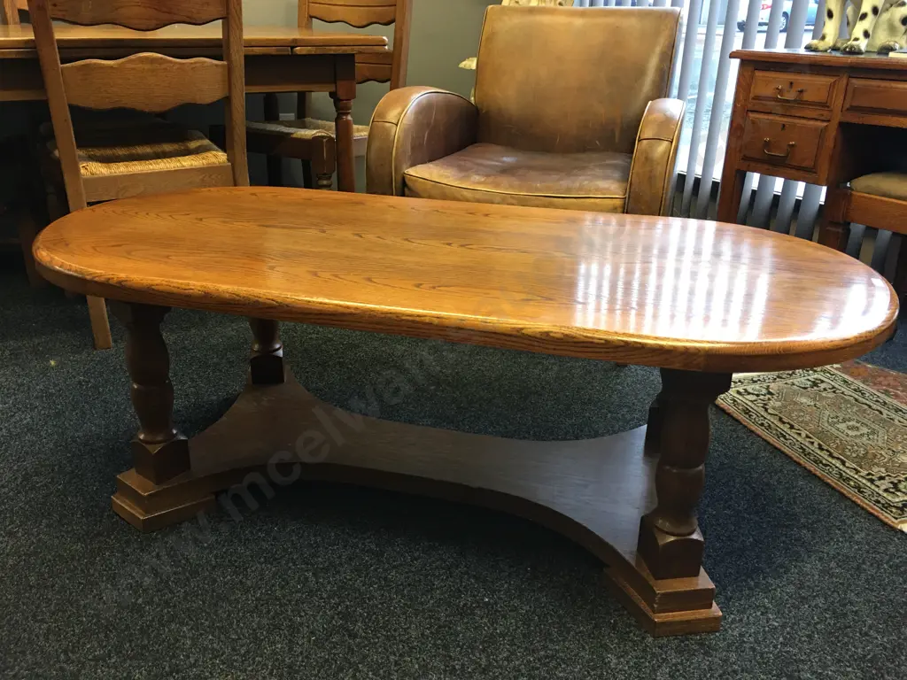 Vintage Traditional Style Oval Oak Coffee Table. H48 W138 D63cm Image 1++