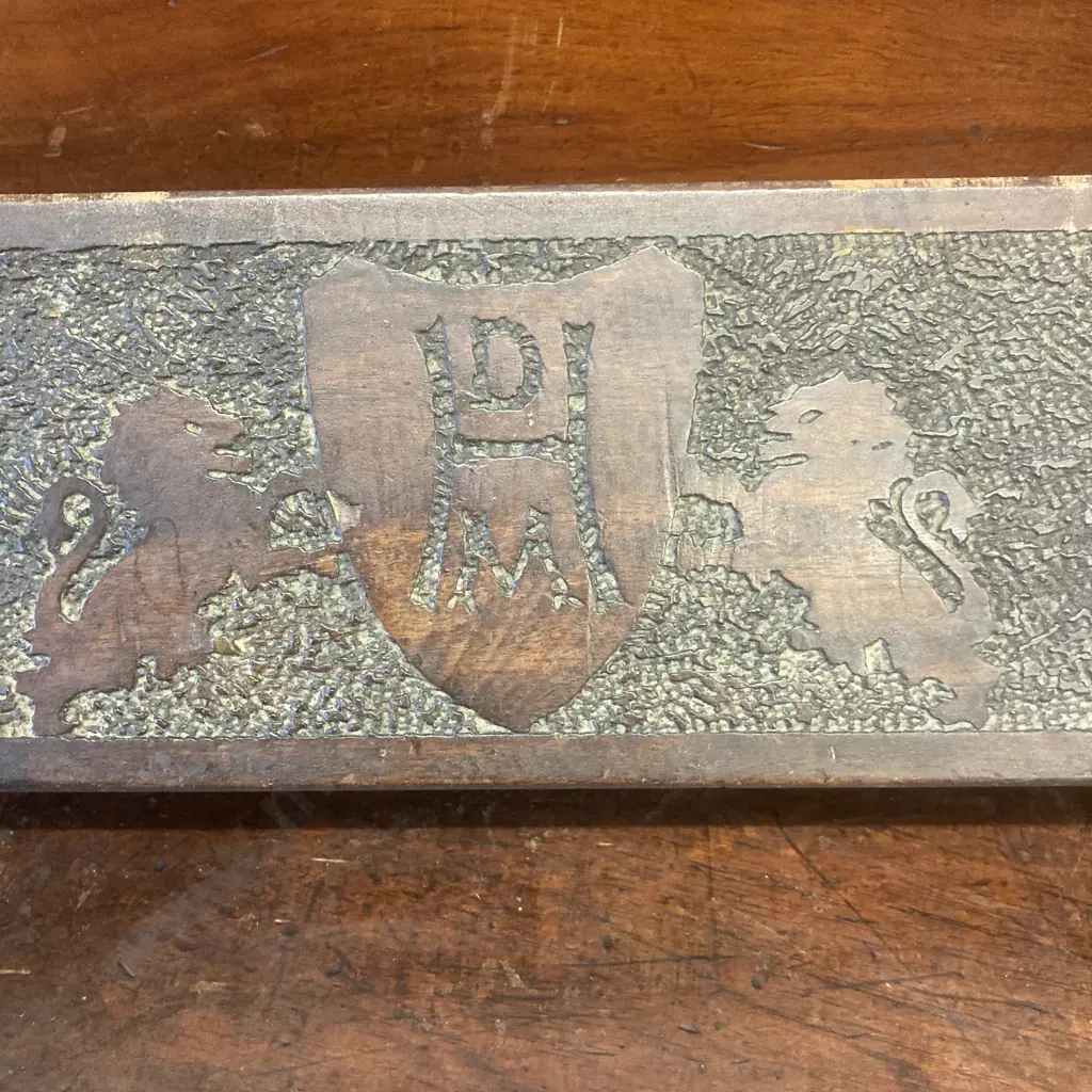 Vintage Pokerwork Wooden Box With Heraldic Lions Image 1++