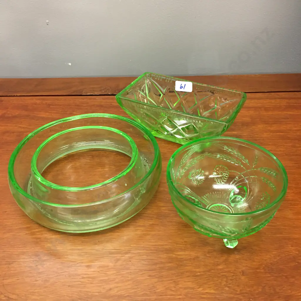 Selection Of Vintage Green Depression Glass Items Image 1++