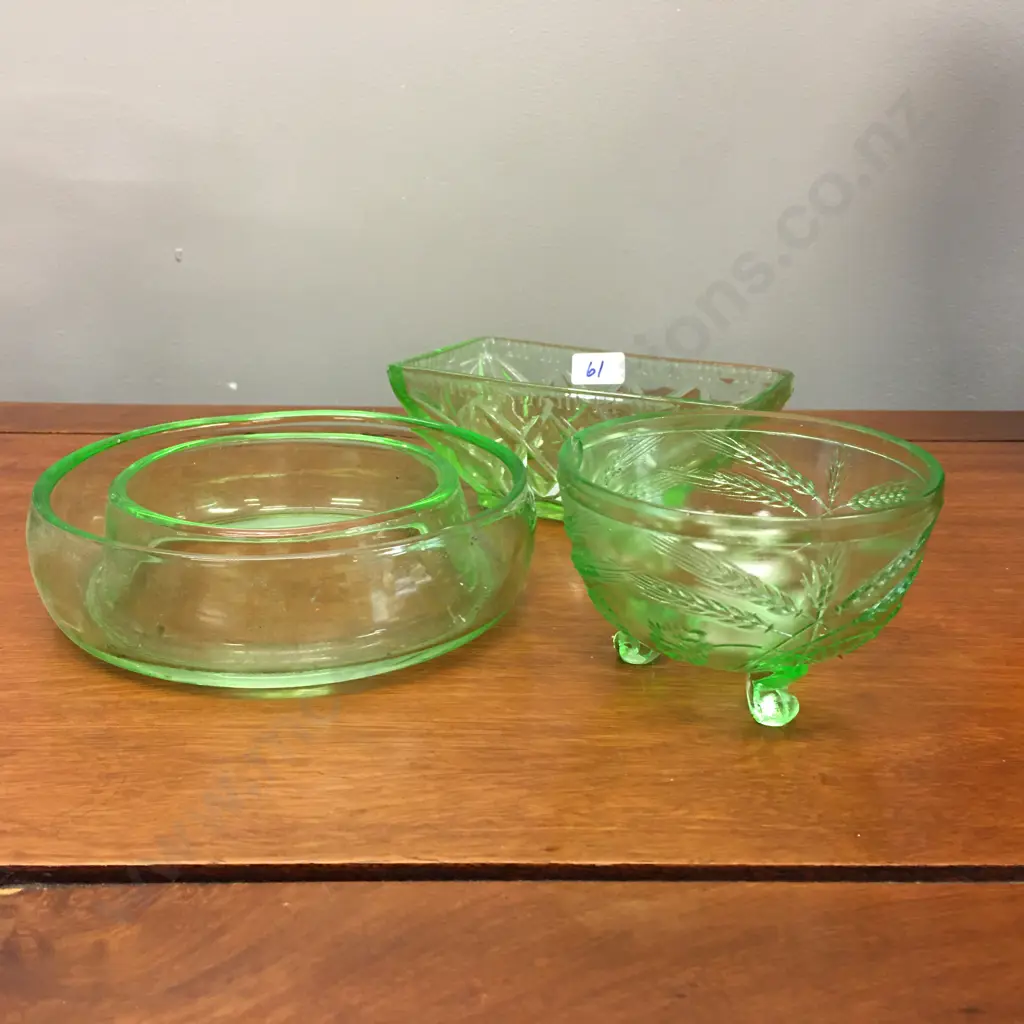 Selection Of Vintage Green Depression Glass Items Image 1++